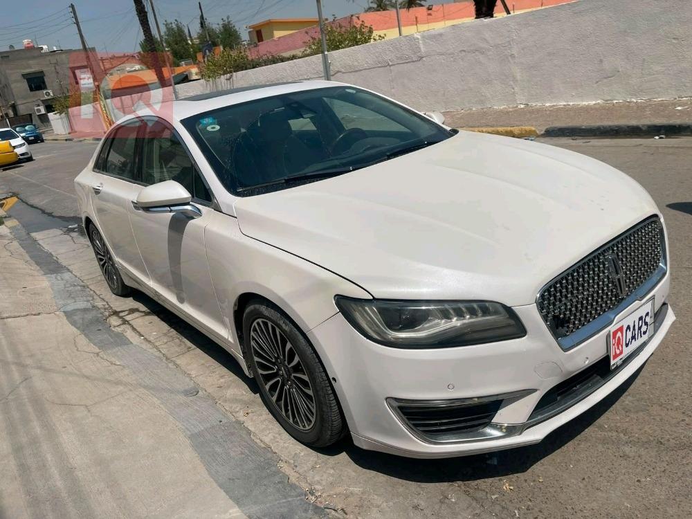لينكولن MKZ